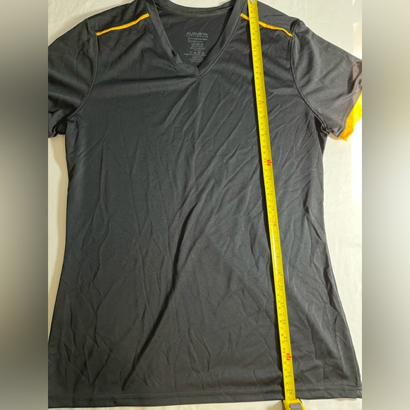 Women’s Sports T-Shirt Bundle - Columbia Omni-Freeze & Augusta Sportswear Medium - Picture 9 of 10